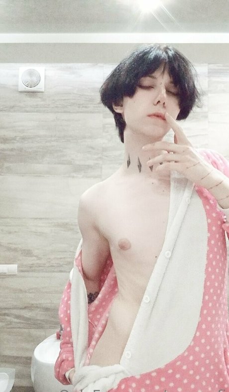 アナルフェチオンリーファンズ セクシーヌード 写真