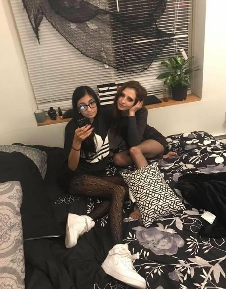 Jenelle Mathew xxxポルノスター 画像