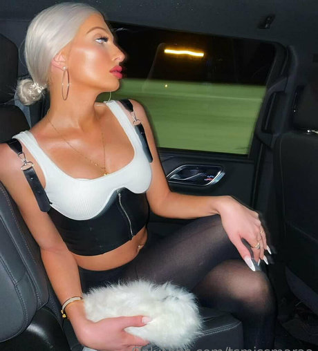 tsmissmaraa アートモデル 写真