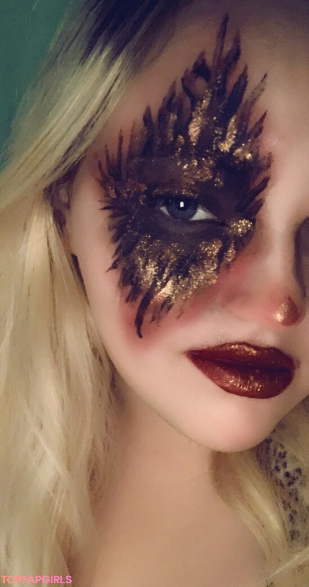 Lexy Kagamine エロティックなモデル ギャラリー