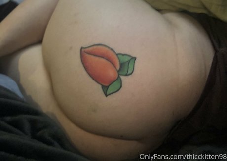 fatjuicypeach ホットなスター 写真