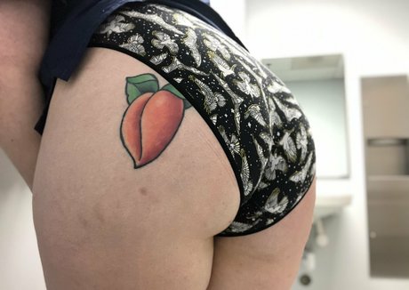 fatjuicypeach XXXモデル 画像