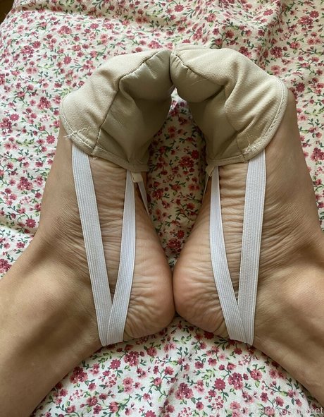 エボニーギルフオンリーファンズ アダルト 写真