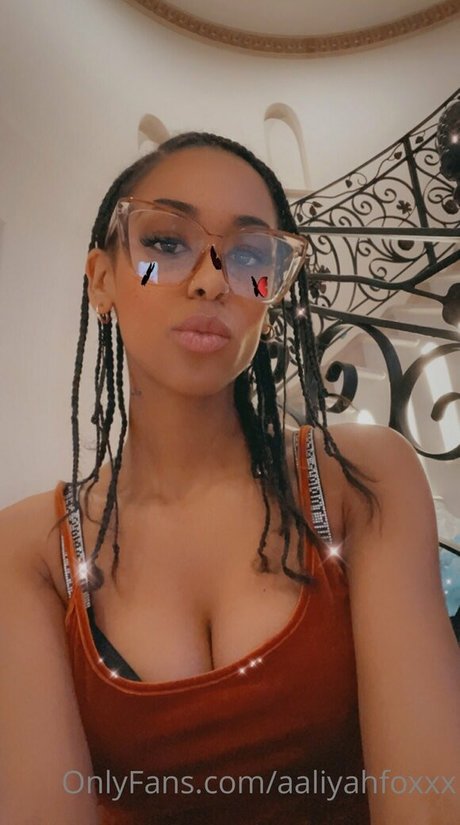 巨乳ディープスロートオンリーファンズ 可愛い 写真