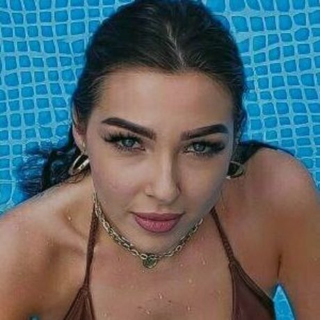 cassie swallows 最高のスター 写真