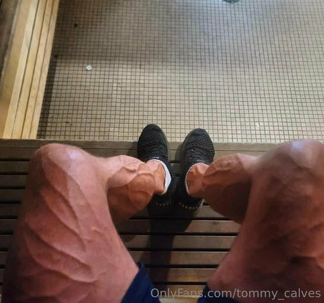 tommy calves トップモデル 画像