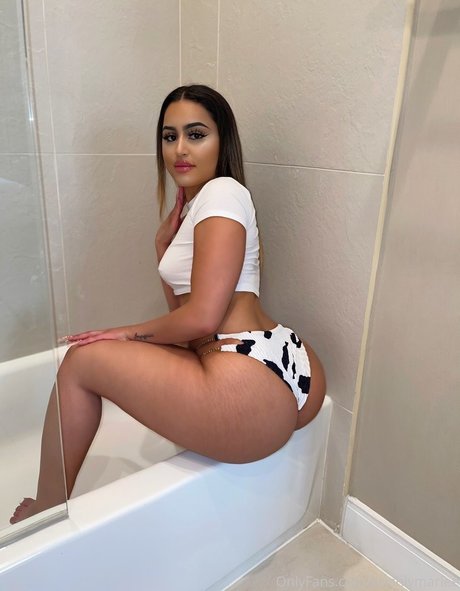 keishlymariee ヌードモデル 写真