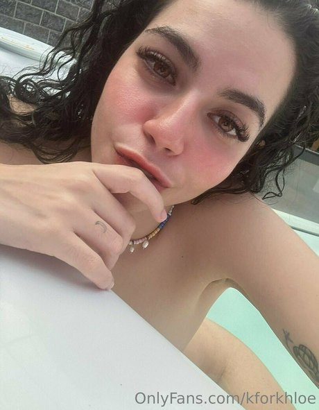 kforkhloe ホット女優 写真