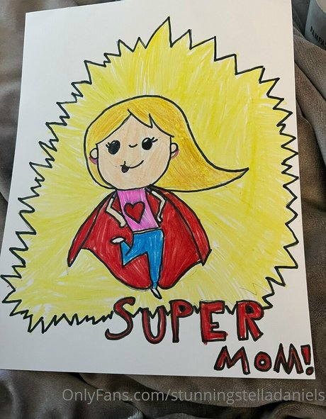 stunningstelladaniels ヌード女優 画像