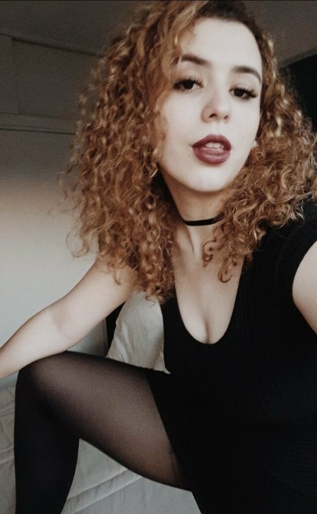 アジア人の指入れ オンリーファンズ ホットセクシー ギャラリー