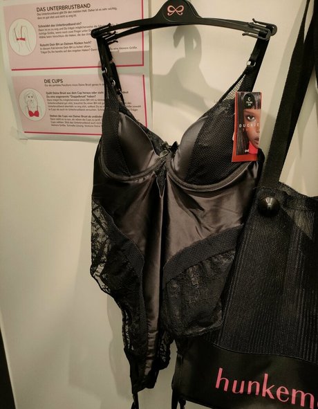 madame alaska official ホットモデル 画像