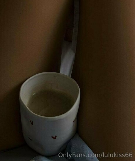 lulukiss66 ポルノスター セクシー 写真