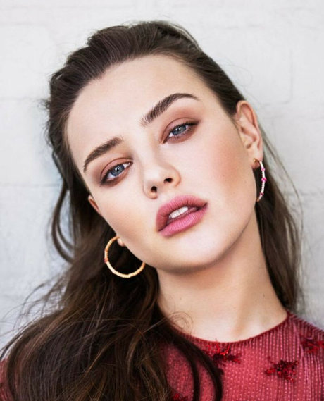 Katherine Langford アートモデル 画像