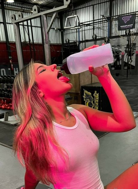 BBW 教師 オンリーファンズ ホットヌード アーカイブ