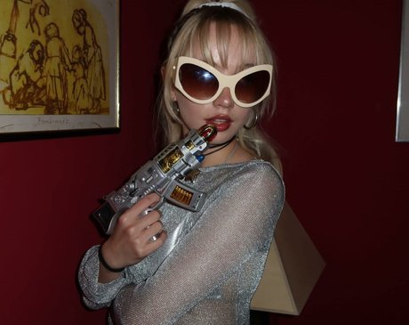 Lola Clark セクシーモデル 写真