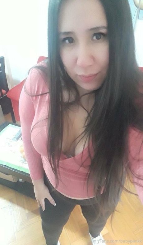 babypiinkk 美しいモデル 写真