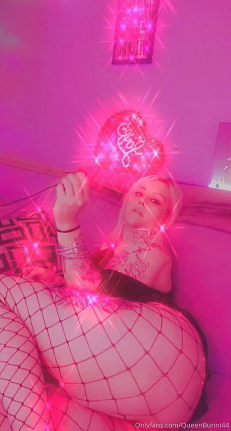 queenbunni44 無料モデル 写真