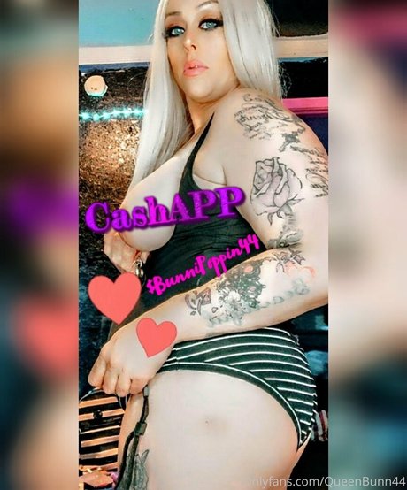 queenbunni44 ヌードスター 写真