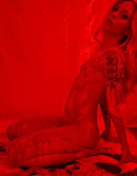 the kinky kowgirl ヌードモデル 写真