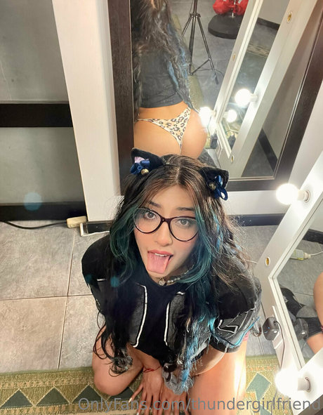 thundergirlfriend ポルノスター HD 写真