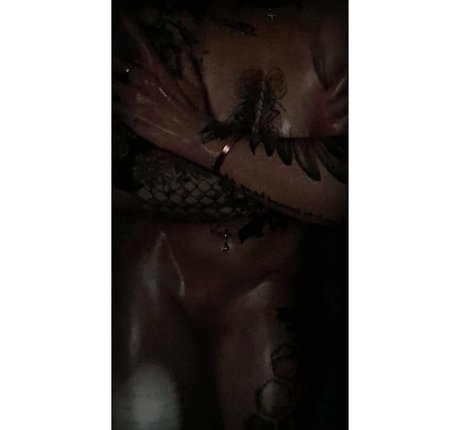 demigod jansevanrensburg 素敵な女優 画像