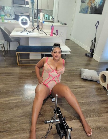 yettajobrown ポルノスター xxx 画像