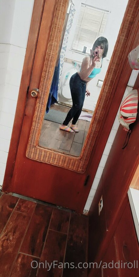 addiroll ヌードモデル 画像