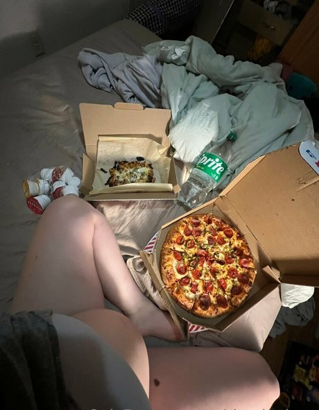 msblondepiggy ポルノスター HD 画像