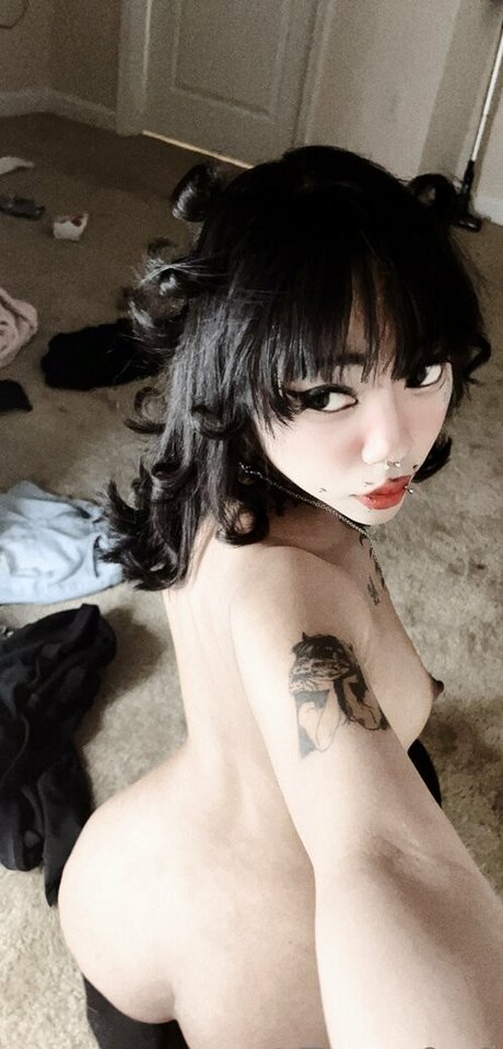 cyb3rb0t アダルト女優 画像