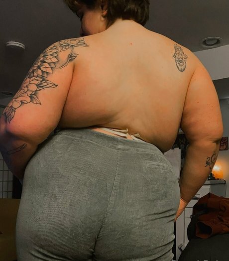 doughbabebbw ポルノスター 高品質 写真