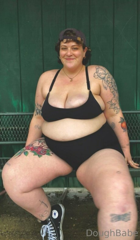 doughbabebbw 高品質のスター 写真