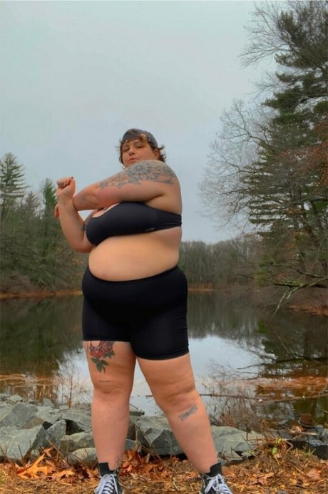 doughbabebbw ホットモデル 写真