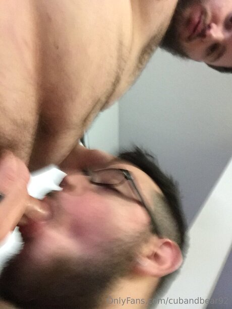 ブラックマジックオンリーファンズ セクシーヌード 写真