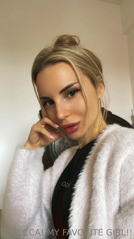 Rebecca Alba エロティックなスター 写真
