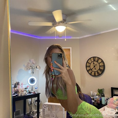 Offbrandbrabie 最高のモデル 画像