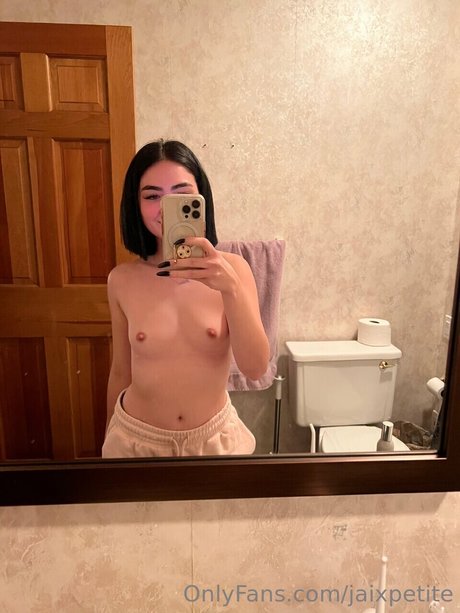 Jaixpetite 独占女優 写真