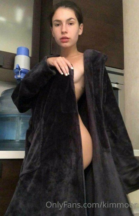 Kim Moor ポルノスター 独占 写真