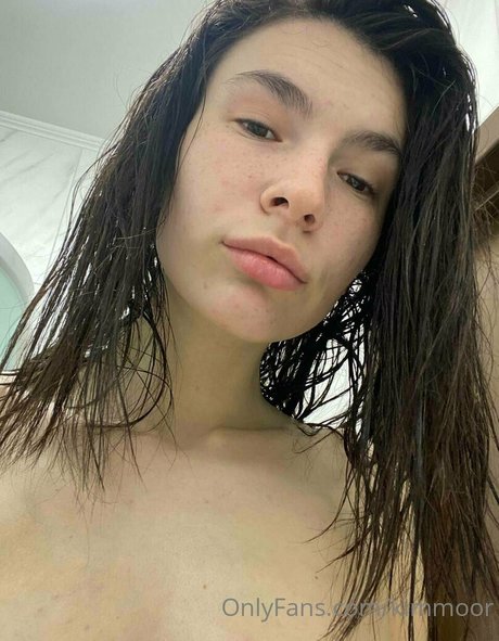 Kim Moor セクシーなスター 写真