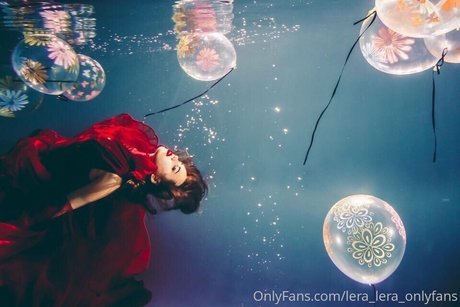 Lera Lera 裸モデル 写真