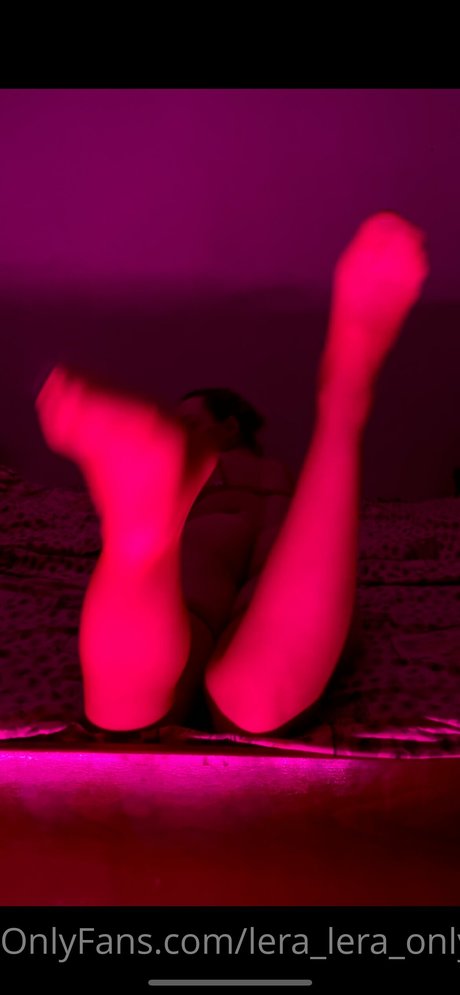 Lera Lera 裸のモデル 写真