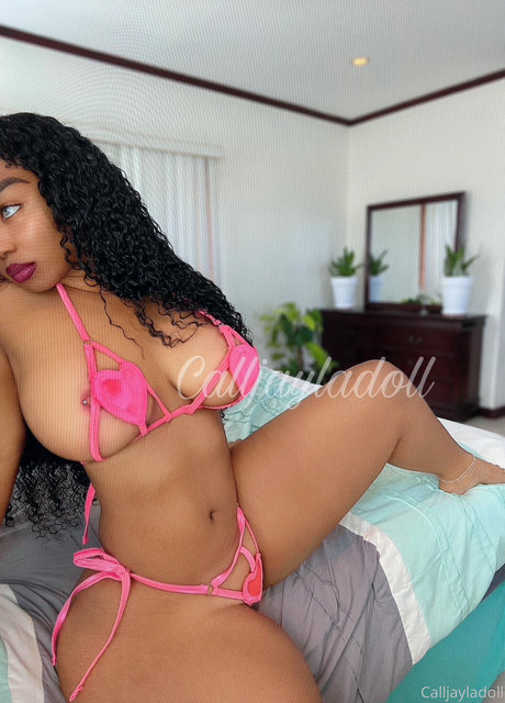 Jayla Doll ポルノスター ベスト 写真