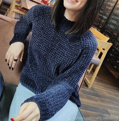 Sally Salisbury 美しいスター アーカイブ