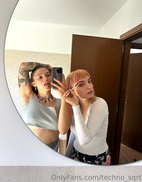 techno sqrt 無料のスター 写真