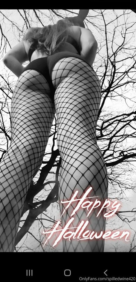 spilledwine420 セクシーモデル 写真