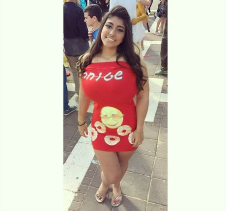 Yuval ヌードモデル 写真