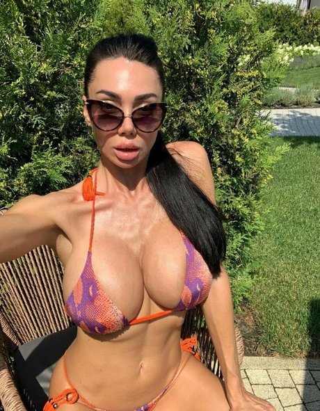 巨乳ラテン系オンリーファンズ ホットxxx 画像