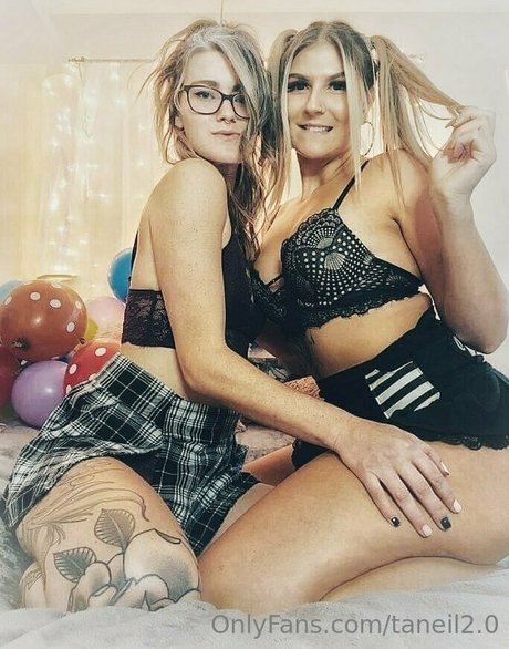 taneil2 0 素敵なポルノスター 写真