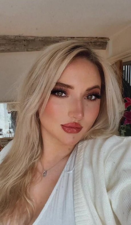 アジア人ニューハーフオンリーファンズ xxx 写真