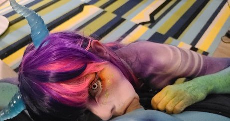 Mypet Monstergirl ホットなスター 写真