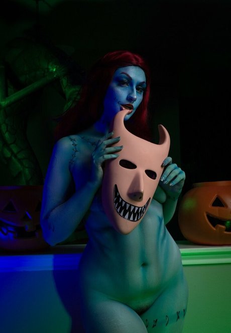 Mypet Monstergirl ポルノスター ヌード 画像